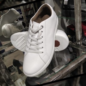 PEGADA 110401-01 BIAŁY