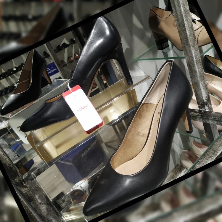 s.oliver 5-22405-41 black.jpg