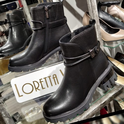 loretta H2890-389.jpg