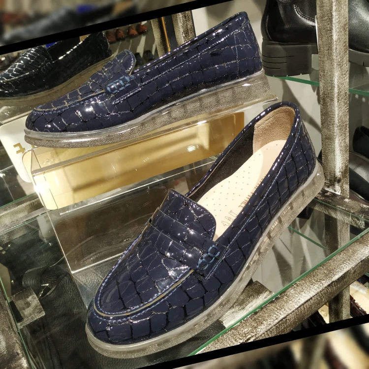 LORETTA 5716 NAVY.jpg
