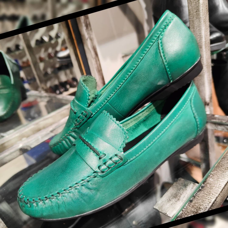 mt 24225 green.jpg