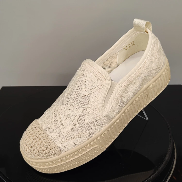 LORETTA VITELE W1902 BEIGE.jpg