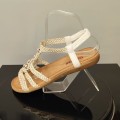 ARTIKER 56C1323  WHITE (2).jpg