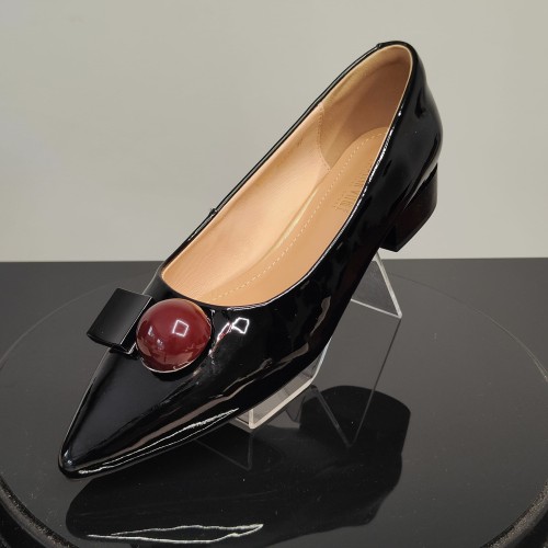 loretta W5313 BLACK.jpg