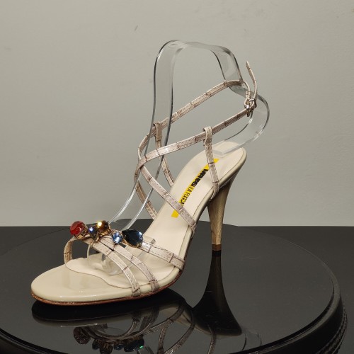 manas 91786 cocco-grigio.jpg