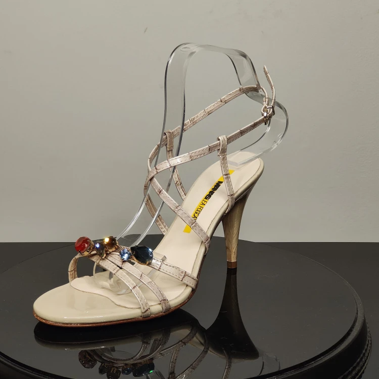 manas 91786 cocco-grigio.jpg