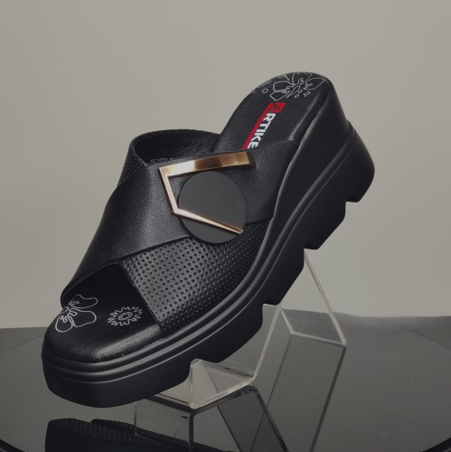 ARTIKER 56C1586.jpg