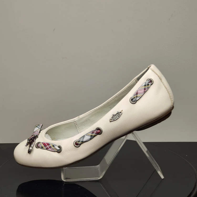 ATRAI 2197 WHITE (2).jpg